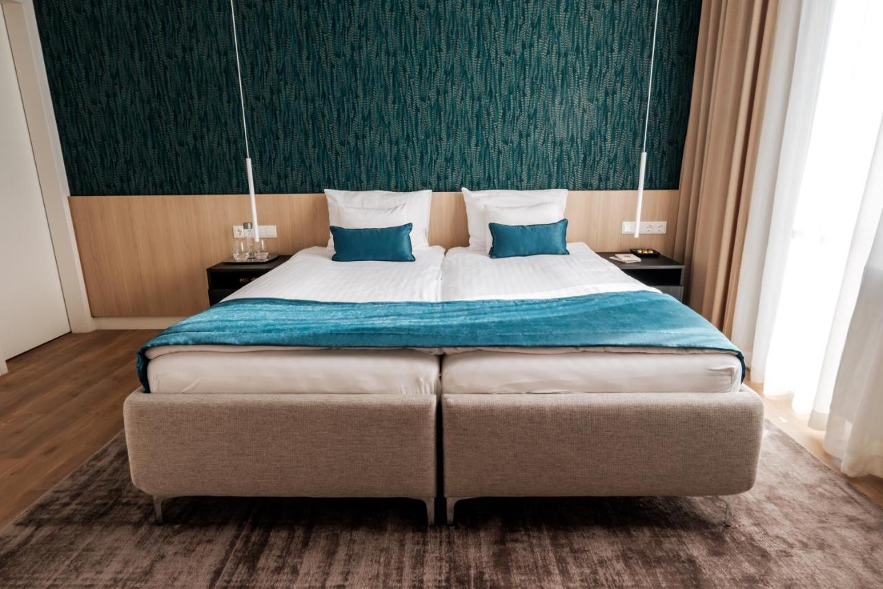 Adele Apartments Печ Екстериор снимка
