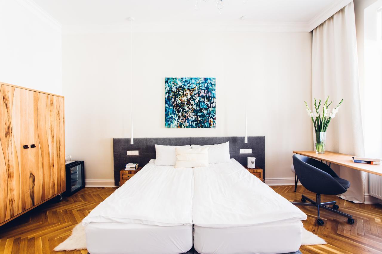 Adele Apartments Печ Екстериор снимка